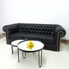 Sillón Chesterfield Talampaya simil cuero