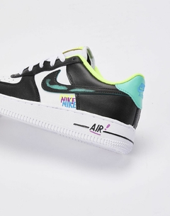 Zapatillas Nike Air Force 1 GS Graffiti en internet