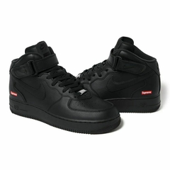 Supreme/Nike Air Force 1 Mid. Negras