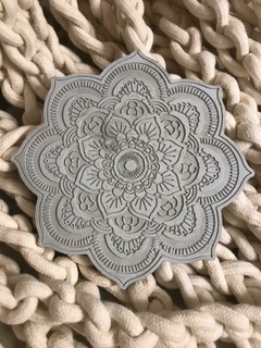 Mandala in Flower on internet