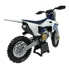 Moto a Escala Husqvarna FC450 1:12 de Colección - New Ray Toys en internet