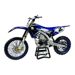 Moto a Escala YZF 450 - Modelo del Corredor Cooper Webb 1:12 de Colección - New Ray Toys