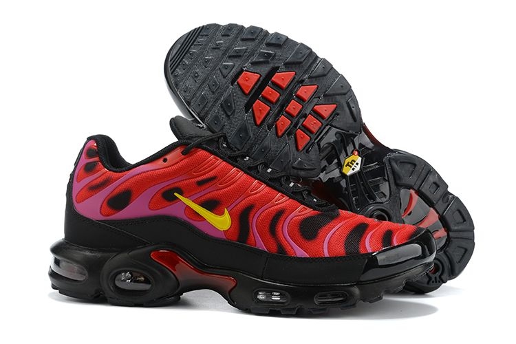 Red and black nike air best sale max tn