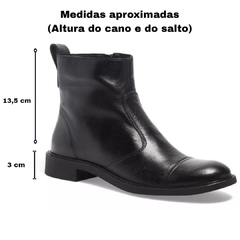 Bota Básica De Couro Pelica Cano Médio E Salto Baixo