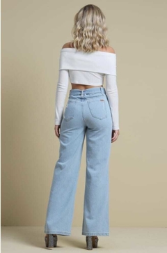 Calça Jeans Wide Leg By Unna na internet