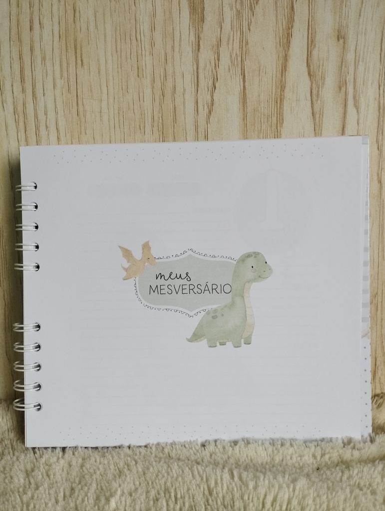 Livro do bebê personalizado Dinossauro baby