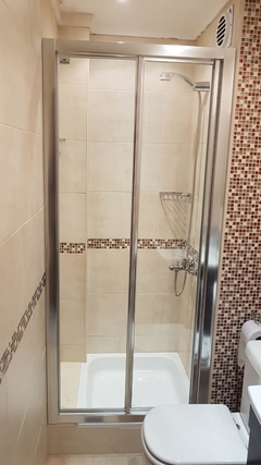 Puerta Plegable para ducha - comprar online