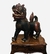 Cão de Fó, monumental escultura de madeira asiática policromada, Foo Dog Lion, séc. XIX, representa o grande guardião dos templos. 67 x 68 x 27 cm. - comprar online