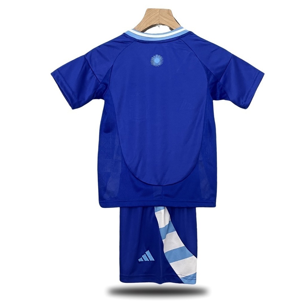 Kit Infantil Argentina Copa América Away 24/25 - Camisa e Short - Adidas -  Azul