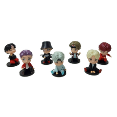 Paquete De 7 Figuras BTS Sentados De 10cm (DM1110) - comprar en línea