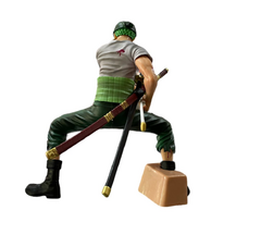 Figura Roronoa Zoro One Piece en internet