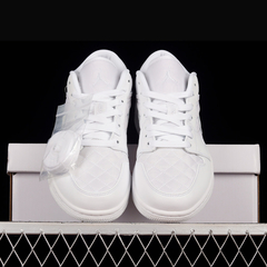 Imagem do Nike Air Jordan 1 Low SE Quilted Triple White