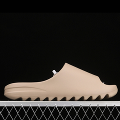 Adidas Yeezy Slide Pure na internet