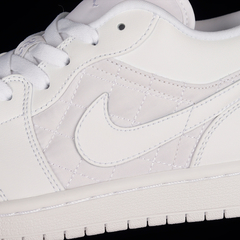 Nike Air Jordan 1 Low SE Quilted Triple White - loja online