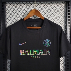 Uniforme PSG By Balmain na internet