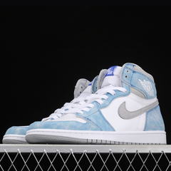 Nike Air Jordan 1 High OG Hyper Royal 2018 na internet