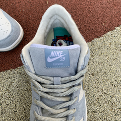 Nike SB Dunk Low PRM 2020 Sean Cliver na internet