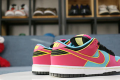 Nike SB Dunk Low Sra. Pacman (2022) - loja online