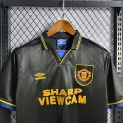 Uniforme Manchester United Retrô 1994 na internet