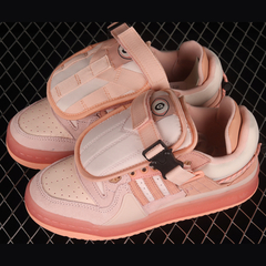 Adidas Forum 84 Low Pink Bad Bunny Easter Egg na internet