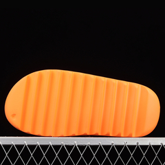 Imagem do Adidas Yeezy Slide 2021 Enflame Orange