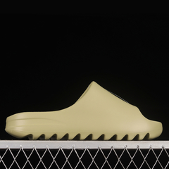 Adidas Yeezy Slide Resin na internet