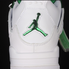 Nike Air Jordan 4 Retro Metalic Green na internet