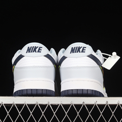 Nike Dunk Low SP 3D Swoosh na internet