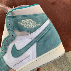 Nike Air Jordan 1 High Zoom Turbo Green na internet