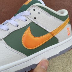 Imagem do Nike Dunk Low SP By Stussy