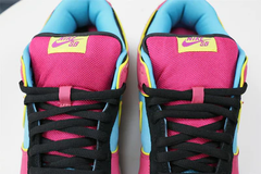 Imagem do Nike SB Dunk Low Sra. Pacman (2022)