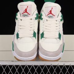 Imagem do Nike Air Jordan 4 SB Pine Green 2023