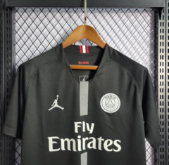 Uniforme PSG Retro 2018 na internet