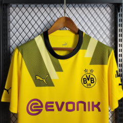 Uniforme Borussia Dortmund Away 22-23 na internet