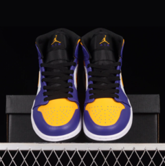 Nike Air Jordan 1 Mid Lakers na internet