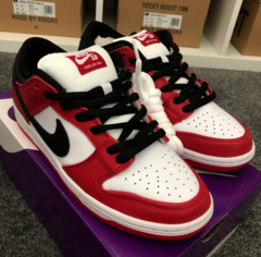 Nike SB Dunk Low J-Pack Chicago OG na internet