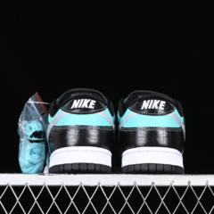 Nike SB Dunk Low Tiffany And Diamond Supply na internet