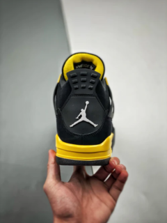 Nike Air Jordan 4 Yellow Thunder 2023 - comprar online