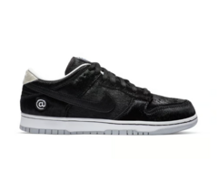 Nike SB Dunk Low Mediacom