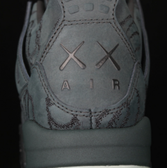 Imagem do Nike Air Jordan 4 OG Kaws Black