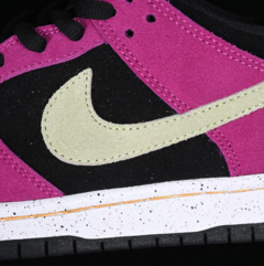 Imagem do Nike SB Dunk Low PRO ACG Terra Red Plum