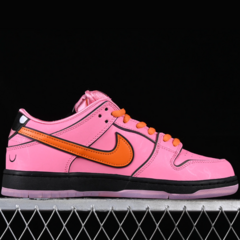 Nike SB Dunk Low x Powerpuff Girls Blossom na internet