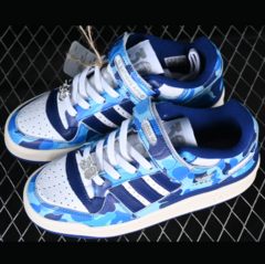 A Bathing Ape® x adidas Forum Low 30th Anniversary - comprar online