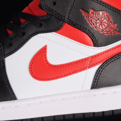 Nike Air Jordan 1 Mid Bred - comprar online