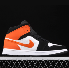 Nike Air Jordan 1 Mid Shattered Backboard na internet