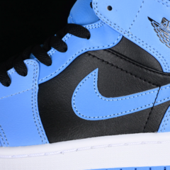 Nike Air Jordan 1 Mid OG University Blue na internet