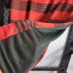 Uniforme Flamengo Titular 2022-2023 na internet