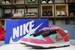 Nike SB Dunk Low Sra. Pacman (2022) - comprar online