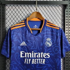 Uniforme Real Madrid Reserva 21-22 na internet