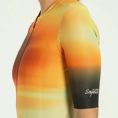 JERSEY CICLISMO SAFETTI GOLDHOUR MUJER MANGA CORTA (114 USD) en internet